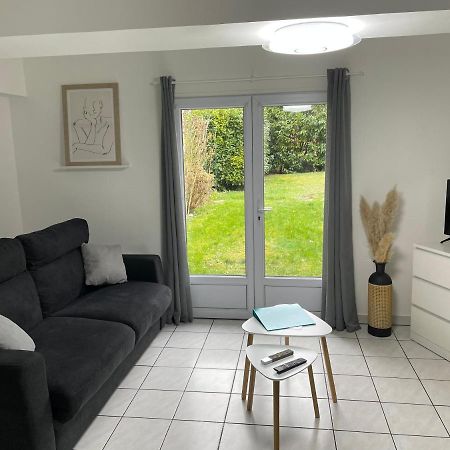 Le First Auversois Charmant Studio Avec Jardinet Apartamento Exterior foto