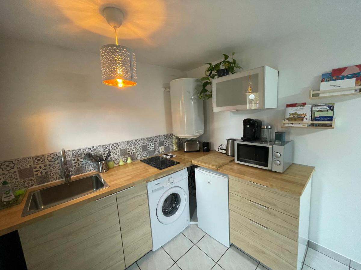 Le First Auversois Charmant Studio Avec Jardinet Apartamento Exterior foto